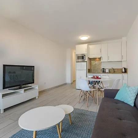 Appartement 303. Modern, Sunny Ifonche With Wifi Costa Adeje (Tenerife)